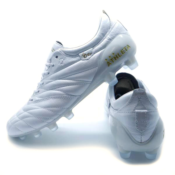 アスレタのサッカースパイクって？新たに「T002」が登場！ - フタバ