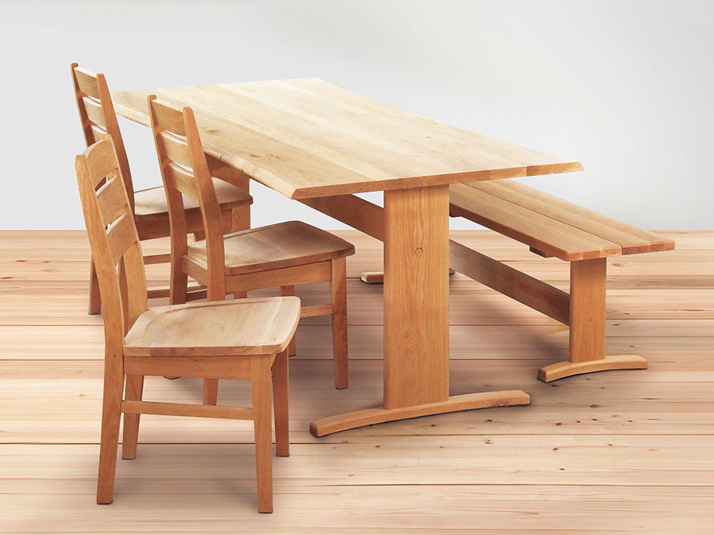 美しい曲線の、オーク材のナチュラルなダイニングテーブル | 頑固おやじ