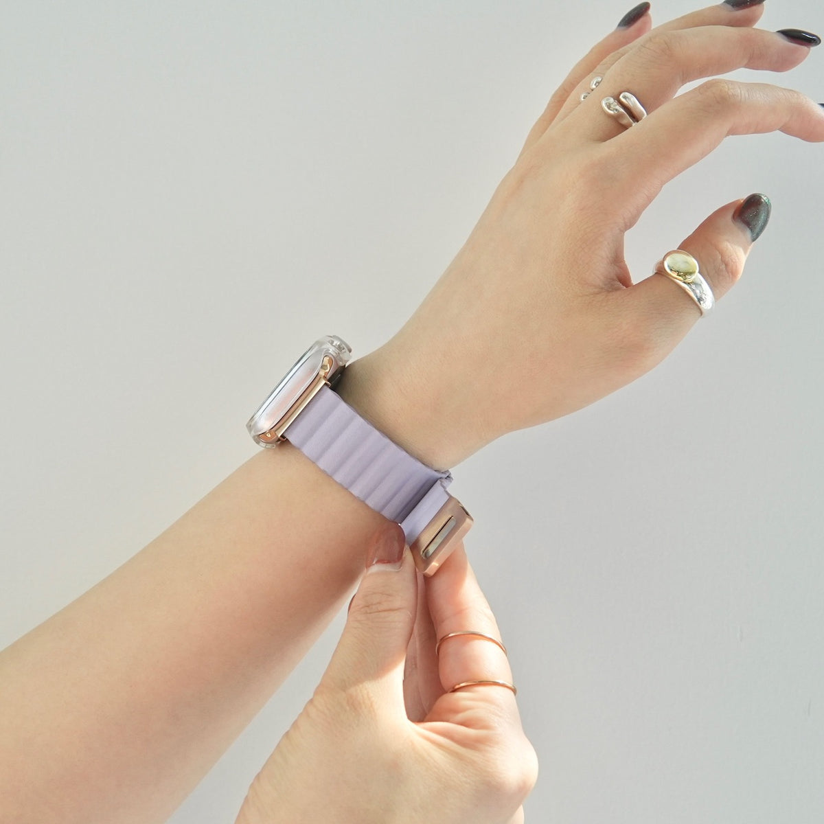 ぴったりライン」マグネット式PUレザーアップルウォッチバンド – gaacal