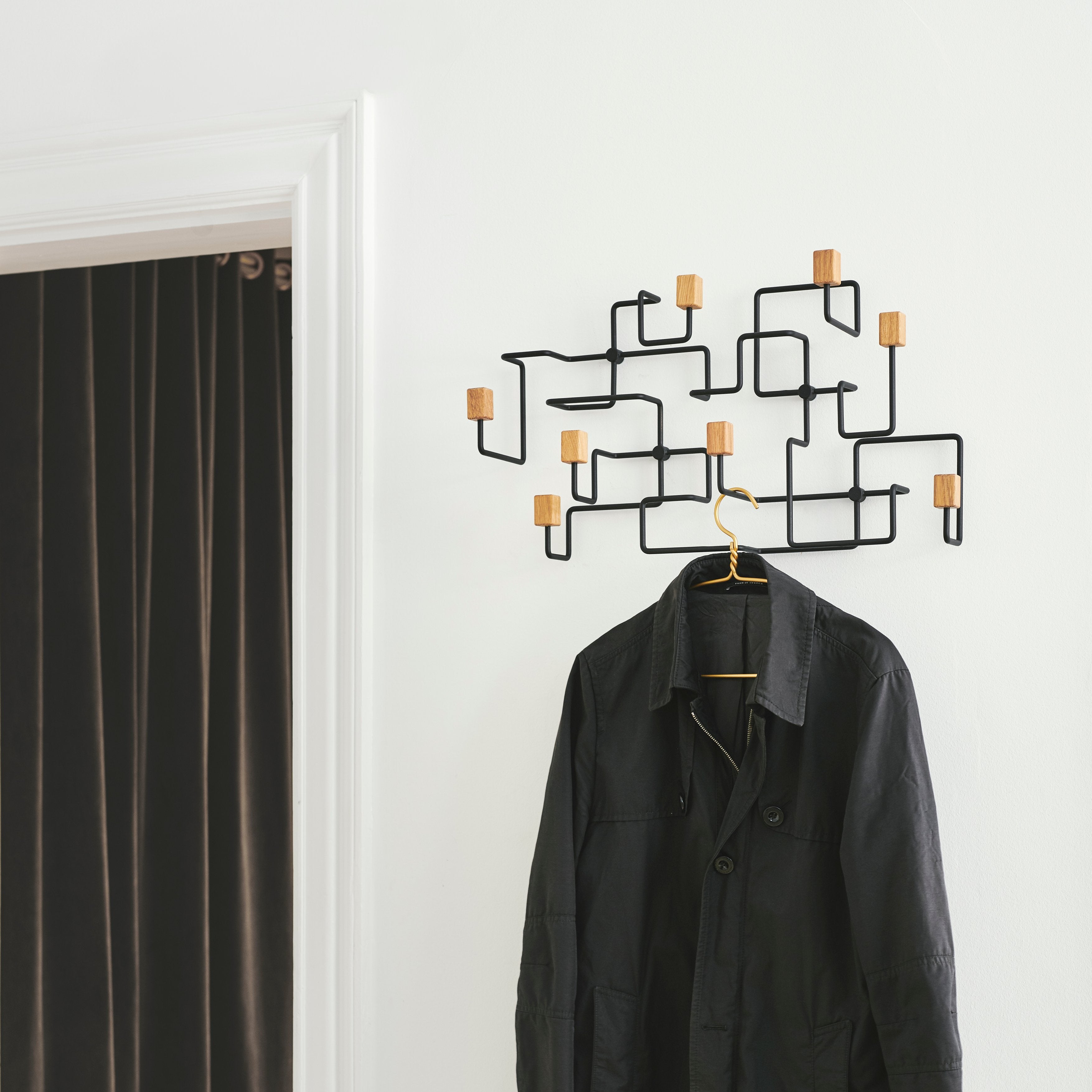 Underground coat rack black/ oak – Gejst Design
