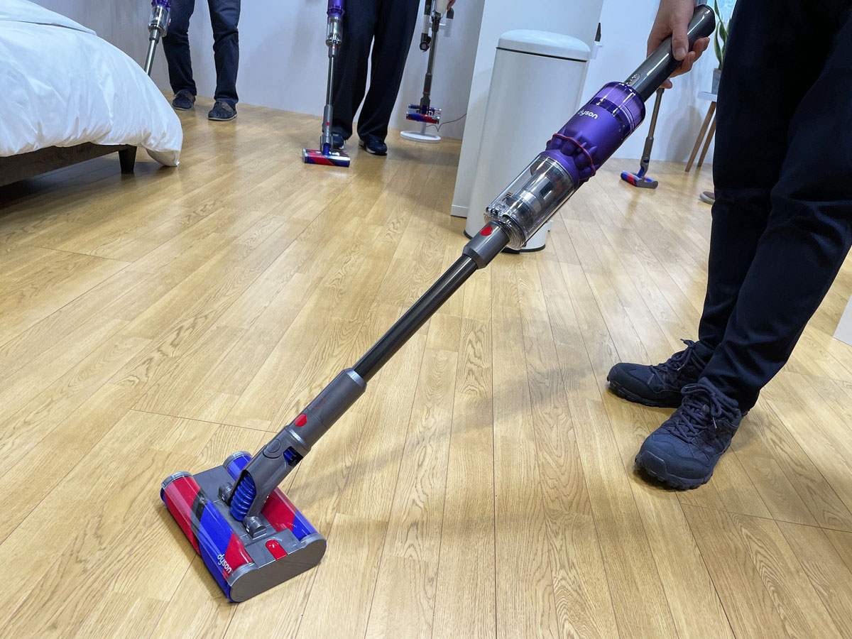 dyson SV19 オムニグライド ダイソン初「全方向駆動クリーナー」出た