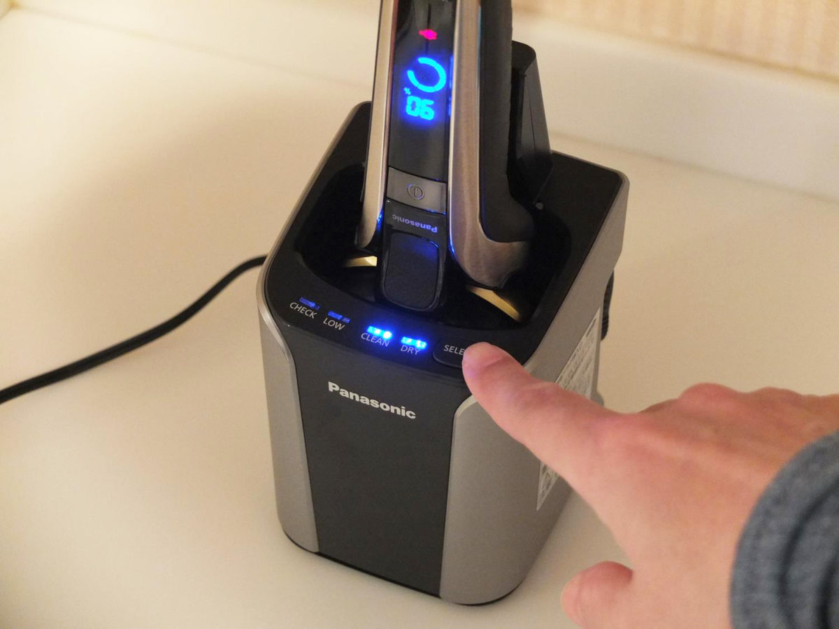 ぜいたくの極み。価格以上の満足度」とライター絶賛! 高級シェーバー