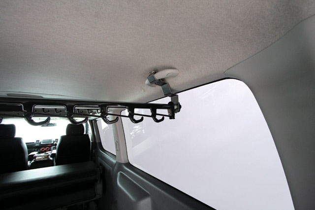 ハイエース ロッドホルダー - ユーアイビークル