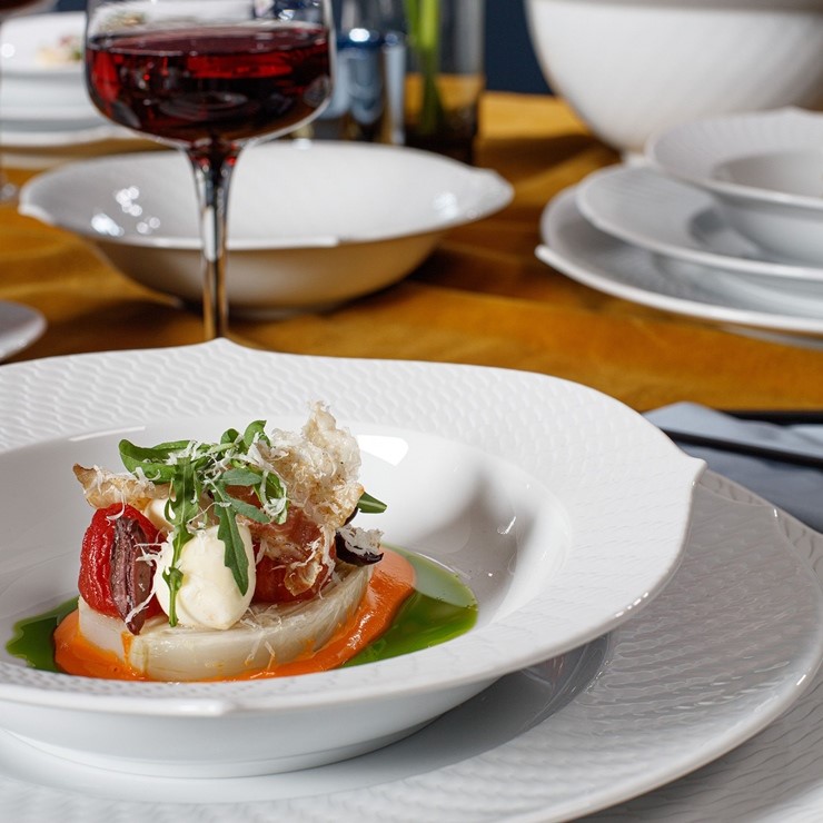 マイセン 2009年イヤープレート 微笑みの国 54624/764495 | イヤー