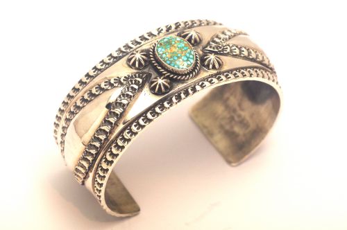 ナバホバングル サンシャイン・リーブス作 《ナンバーエイト＆リポウズ