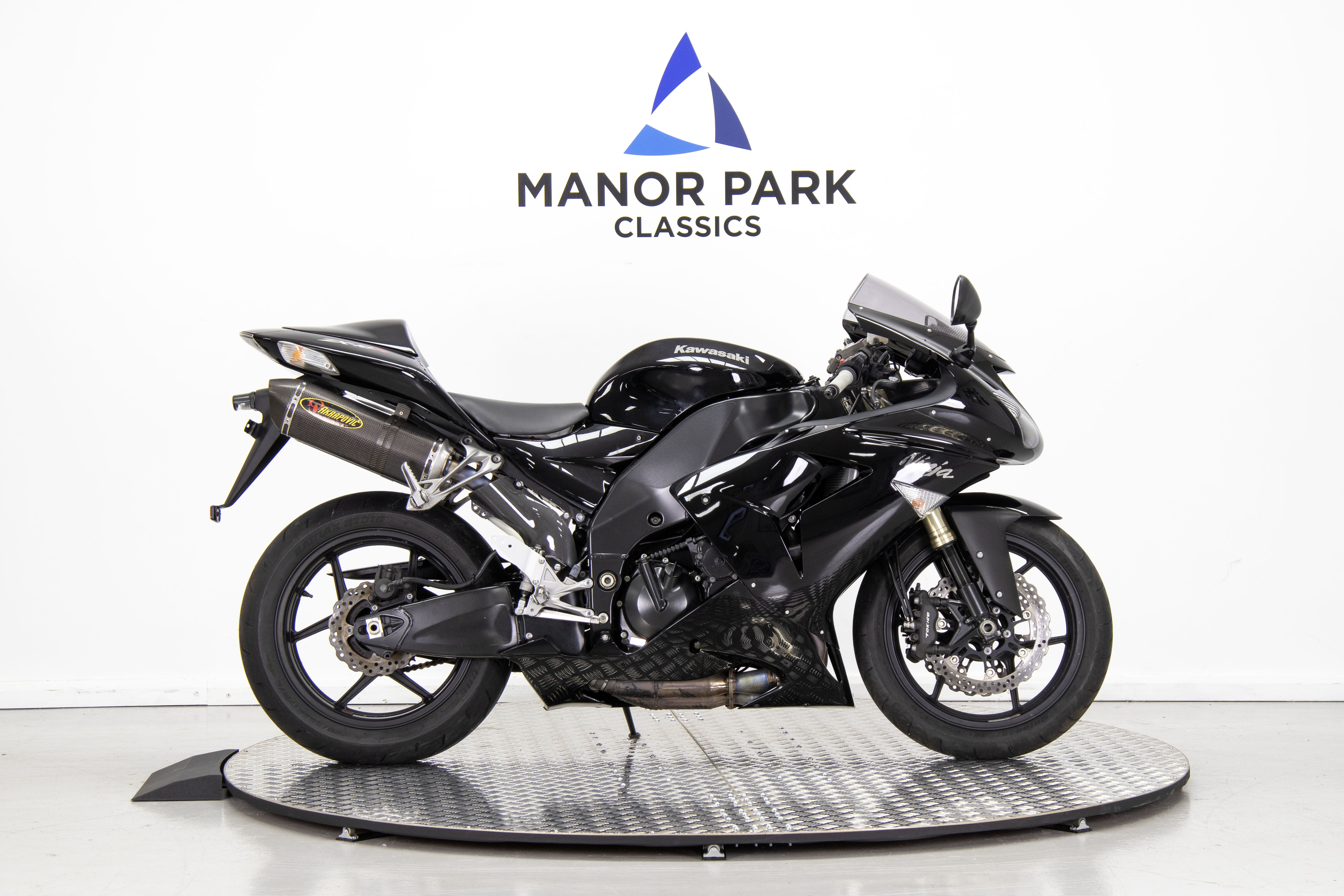 Lot 12 - 2007 Kawasaki ZX-10R Ninja