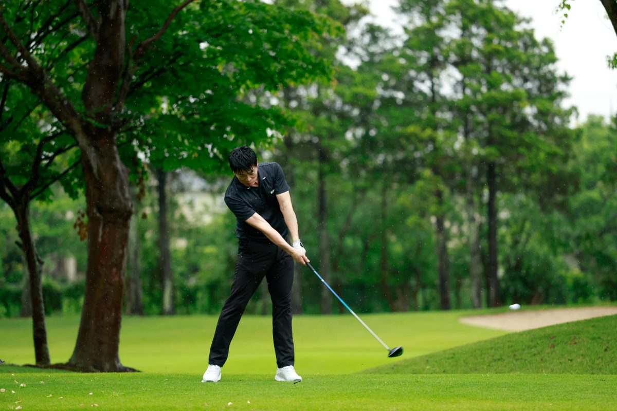 力がのり、飛距離が伸びる！ アマでもできる、地面反力ショット | GOETHE