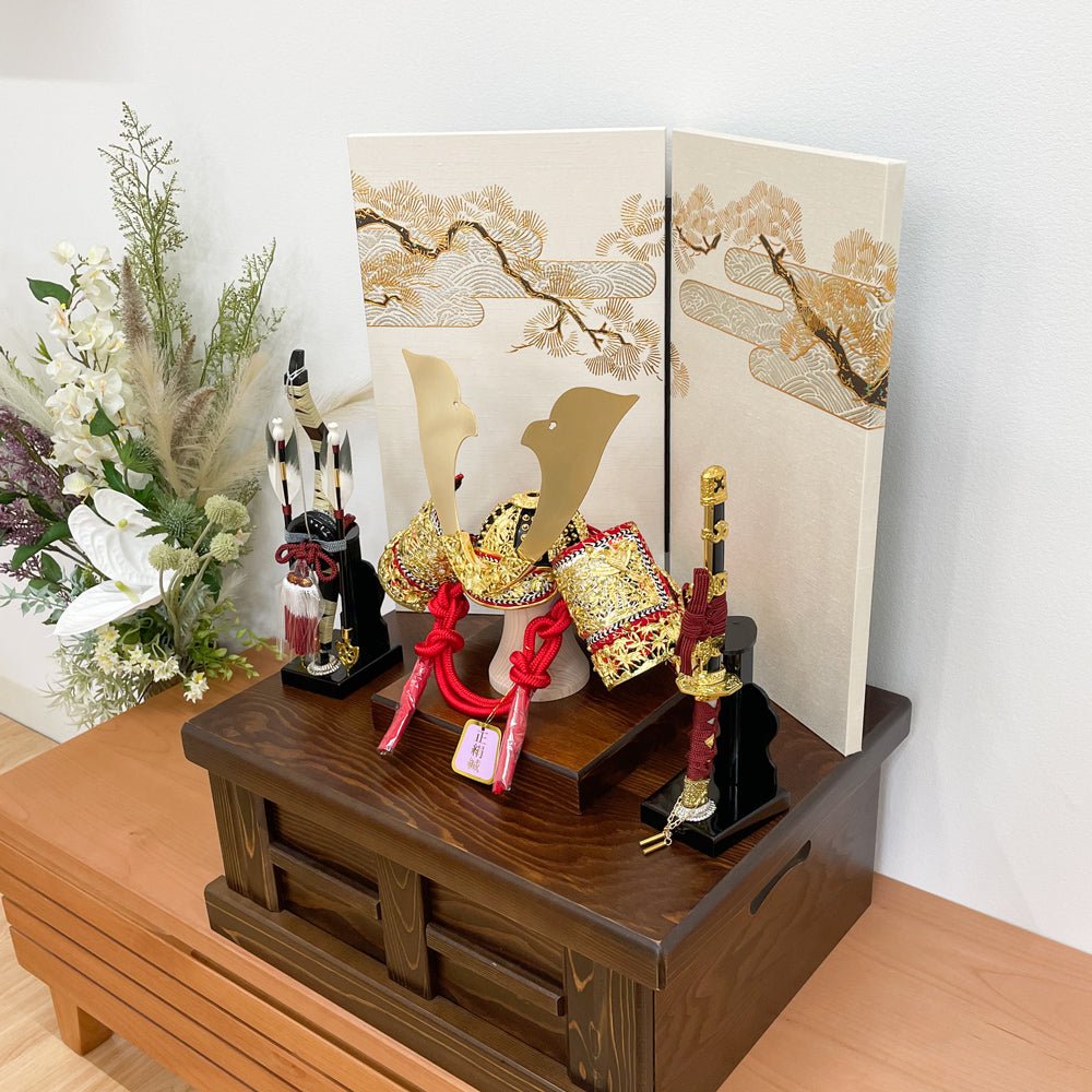 横幅46cm｜国宝模写 春日大社｜11号 竹雀之の兜飾り｜ 五月人形