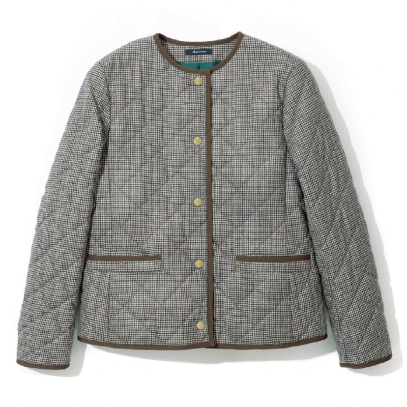 清潔・上品・上質がそろった「アクアスキュータム」のコートとアウター