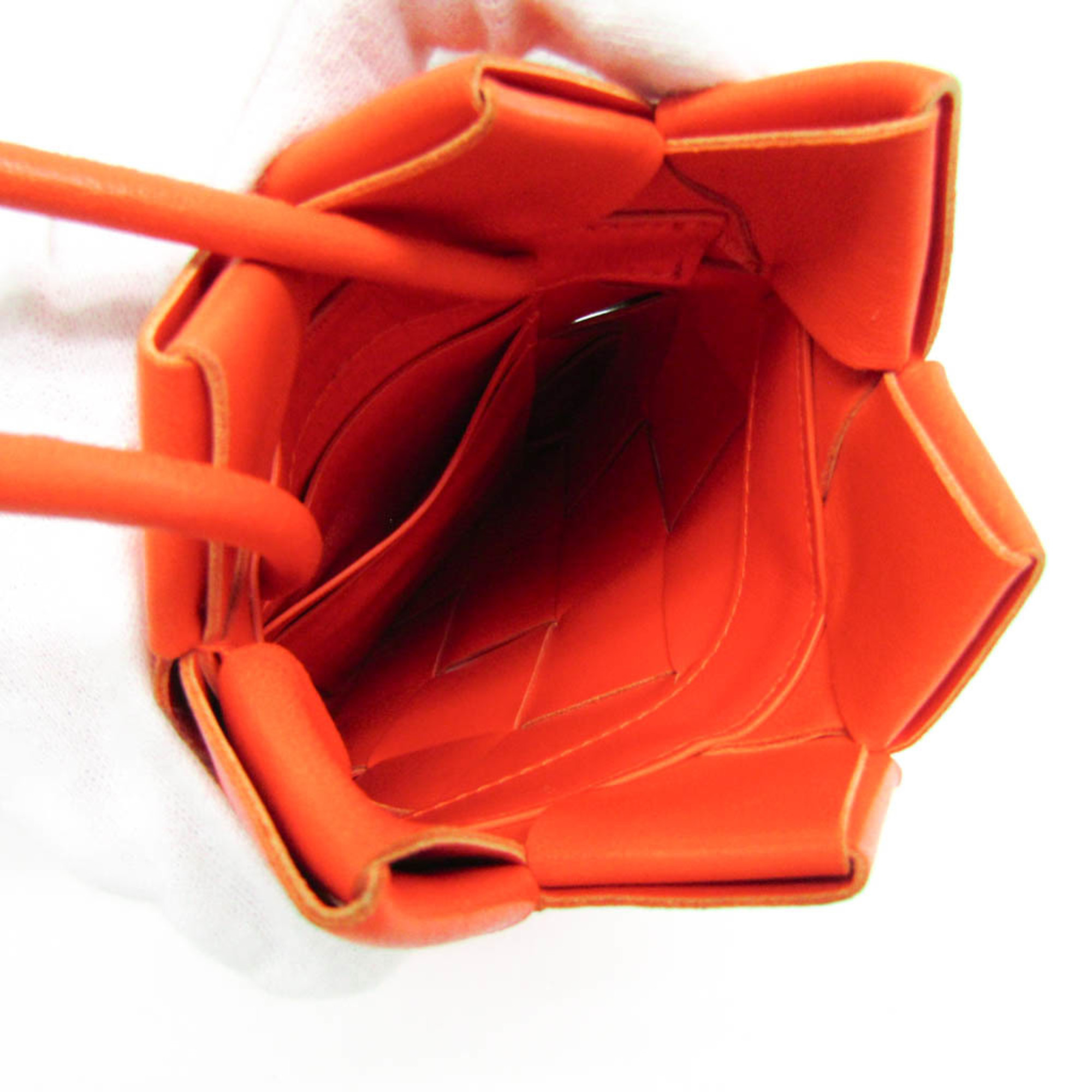 ボッテガ・ヴェネタ(Bottega Veneta) イントレチャート ミニショルダー