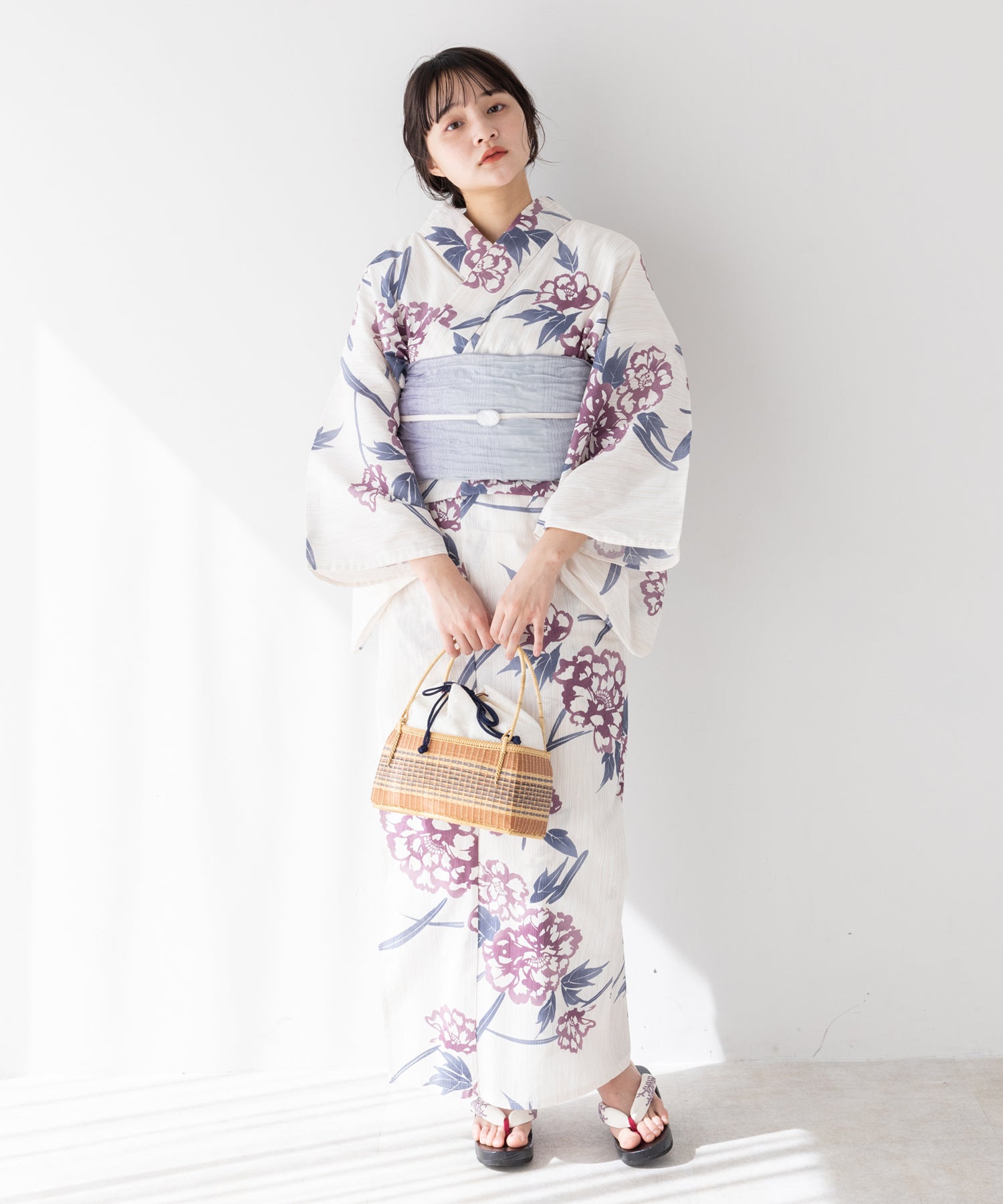 こだわり浴衣 5点セット (浴衣/帯/下駄/腰紐/着付け冊子) 綿麻 牡丹