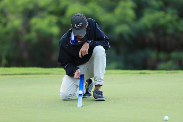 スティンプメーターでグリーンの速さの測り方は？芝の長さや平均値も