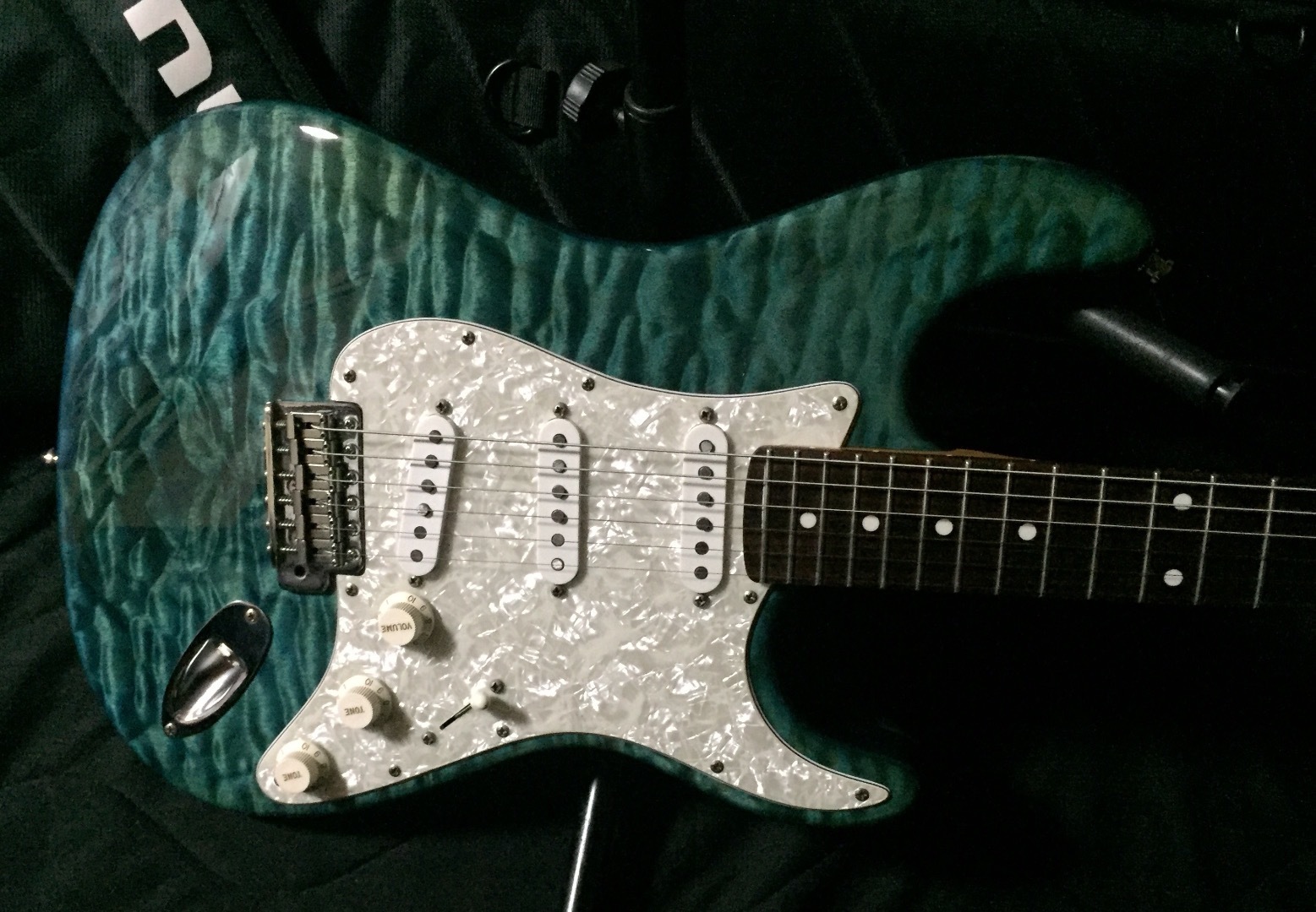 1995 Moon by PGM Stratocaster Type 005 / Green Quilt Top: Guitars
