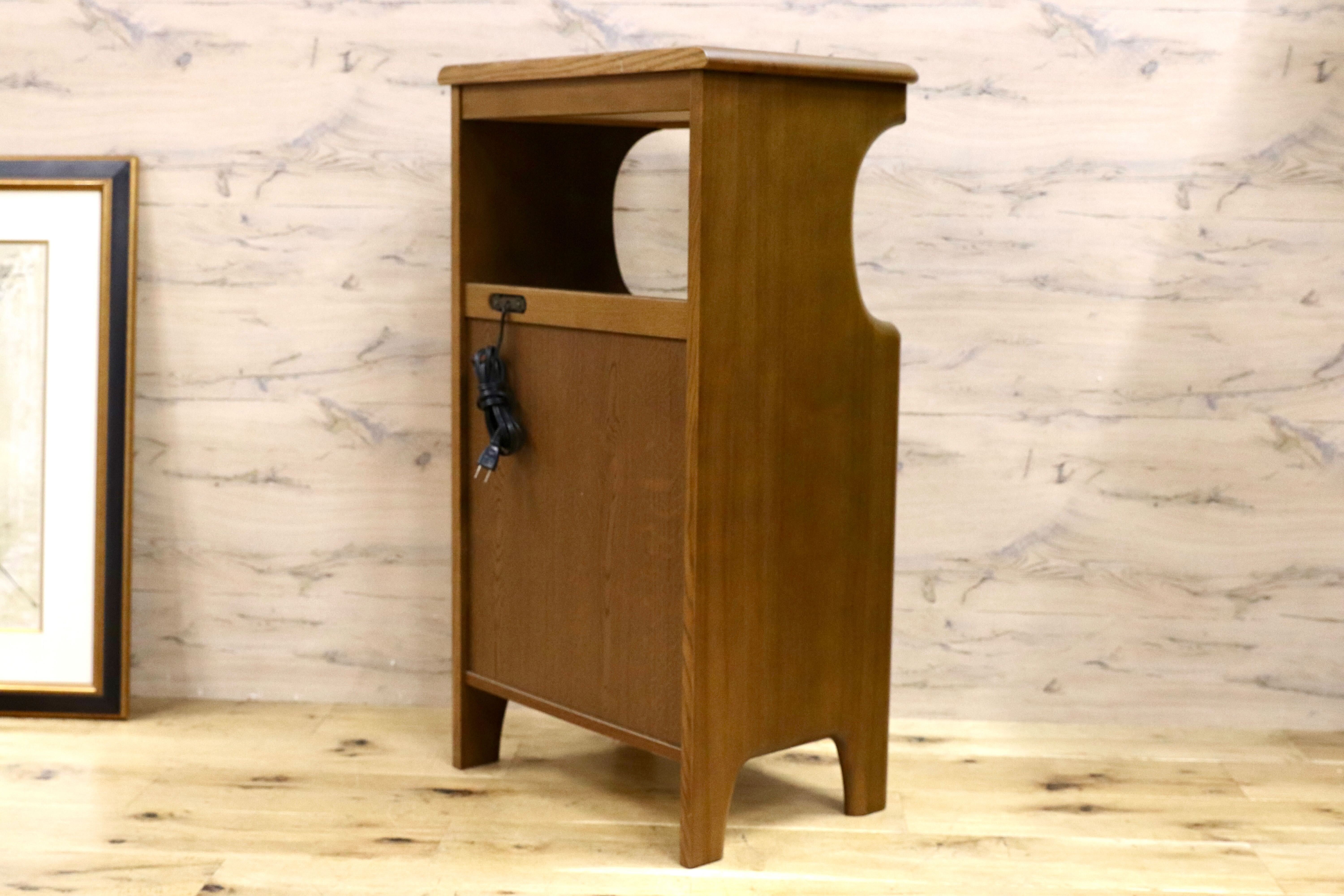 I651 現状品 Karimoku カリモク コロニアル 電話台 サイドチェスト