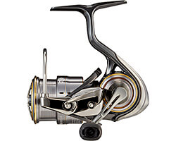 21エメラルダス エア」が発売決定！先代のモヤモヤをぶっ飛ばす正統