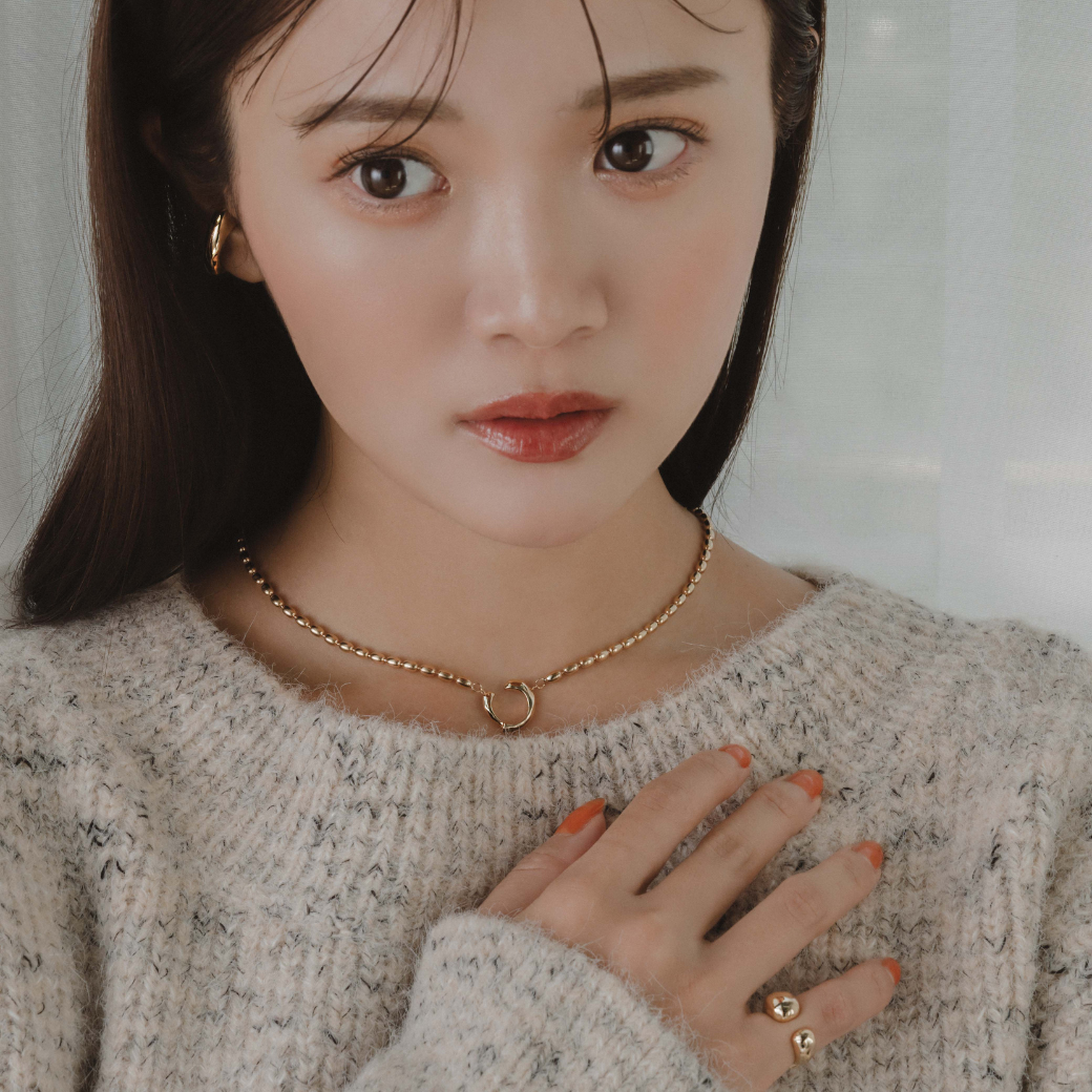 田久保夏鈴さんとのコラボレーションジュエリー発売 – h..Online Store