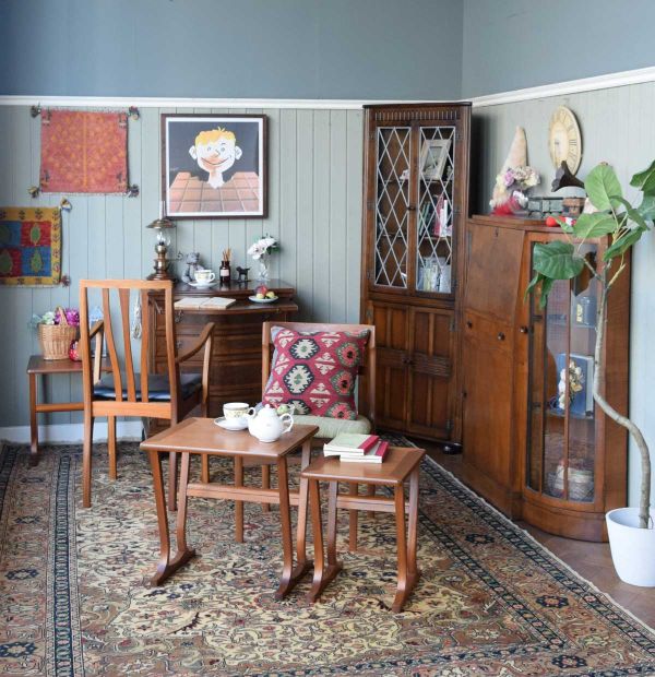 ビンテージのコーヒーテーブル、北欧スタイルのネストテーブルParker