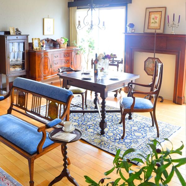 英国アンティークの3灯燭台、シルバープレートのキャンドルスタンド(d