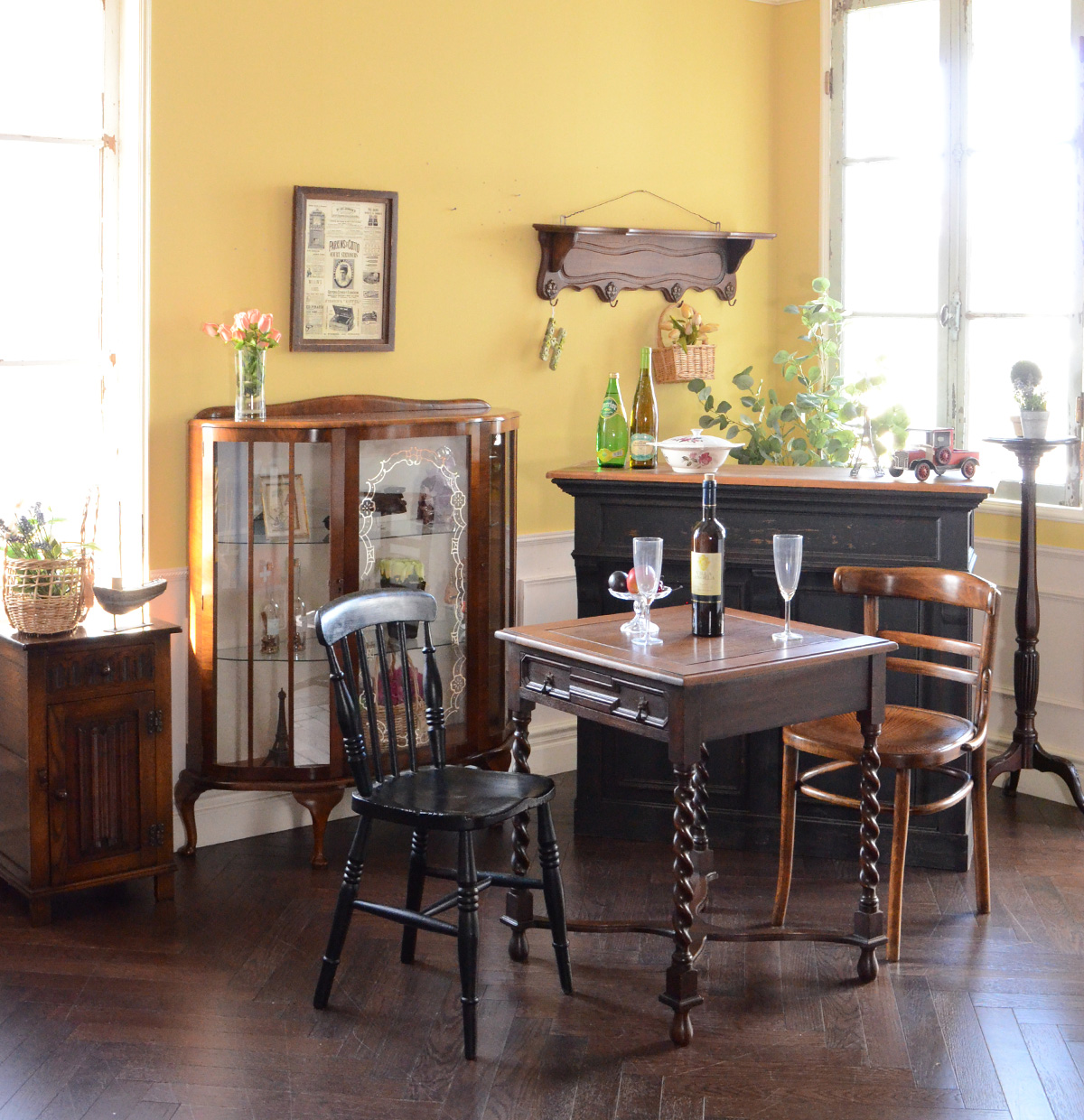 チャイナキャビネットのおしゃれな使い方