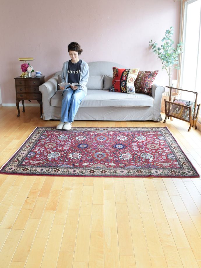 トルコから届いたケマリエの絨毯、ビンテージのおしゃれなトライバル