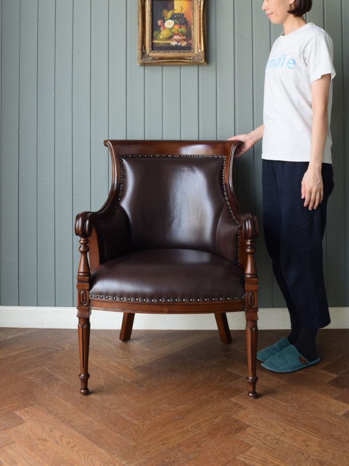 英国アンティーク調のおしゃれな一人掛けの椅子、エドワーディアン