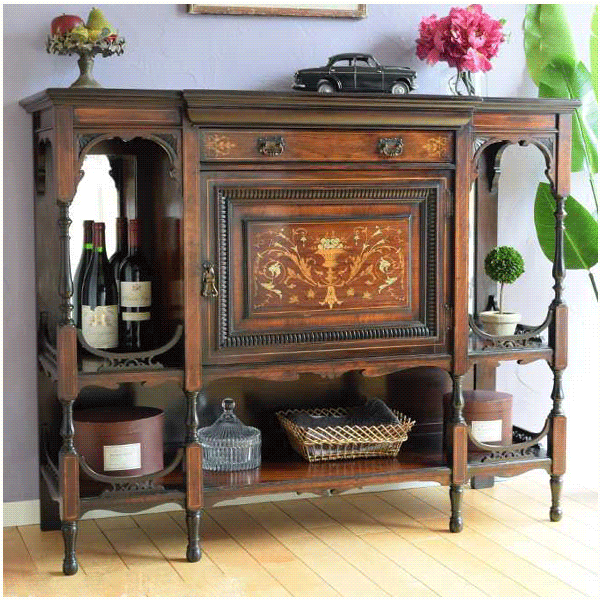 ローズウッド材を使った希少価値が高いアンティークの家具