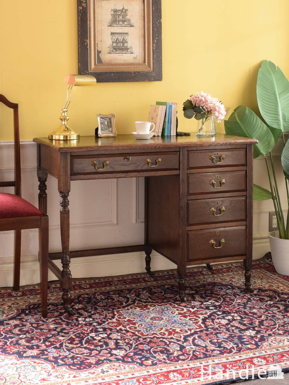ただのデスクじゃありません！イギリスのアンティークパーソナルデスク