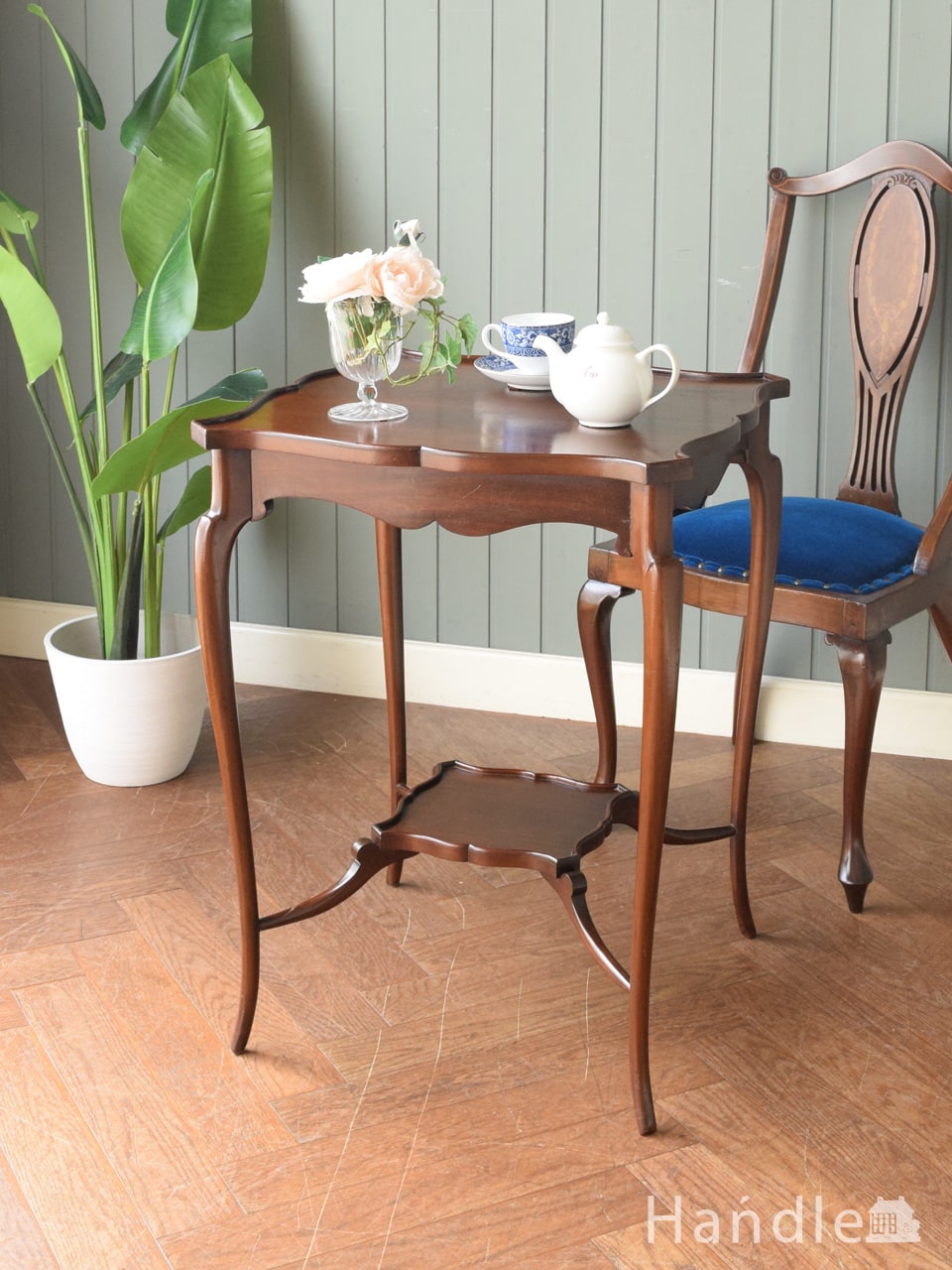 英国アンティーク木製サイドテーブルj/オケージョナル/作業机/飾り棚