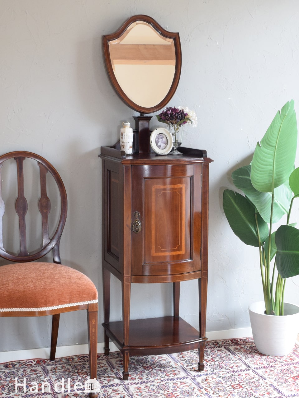 ミラー付きのアンティーク家具、英国デザインのドレッシングチェスト