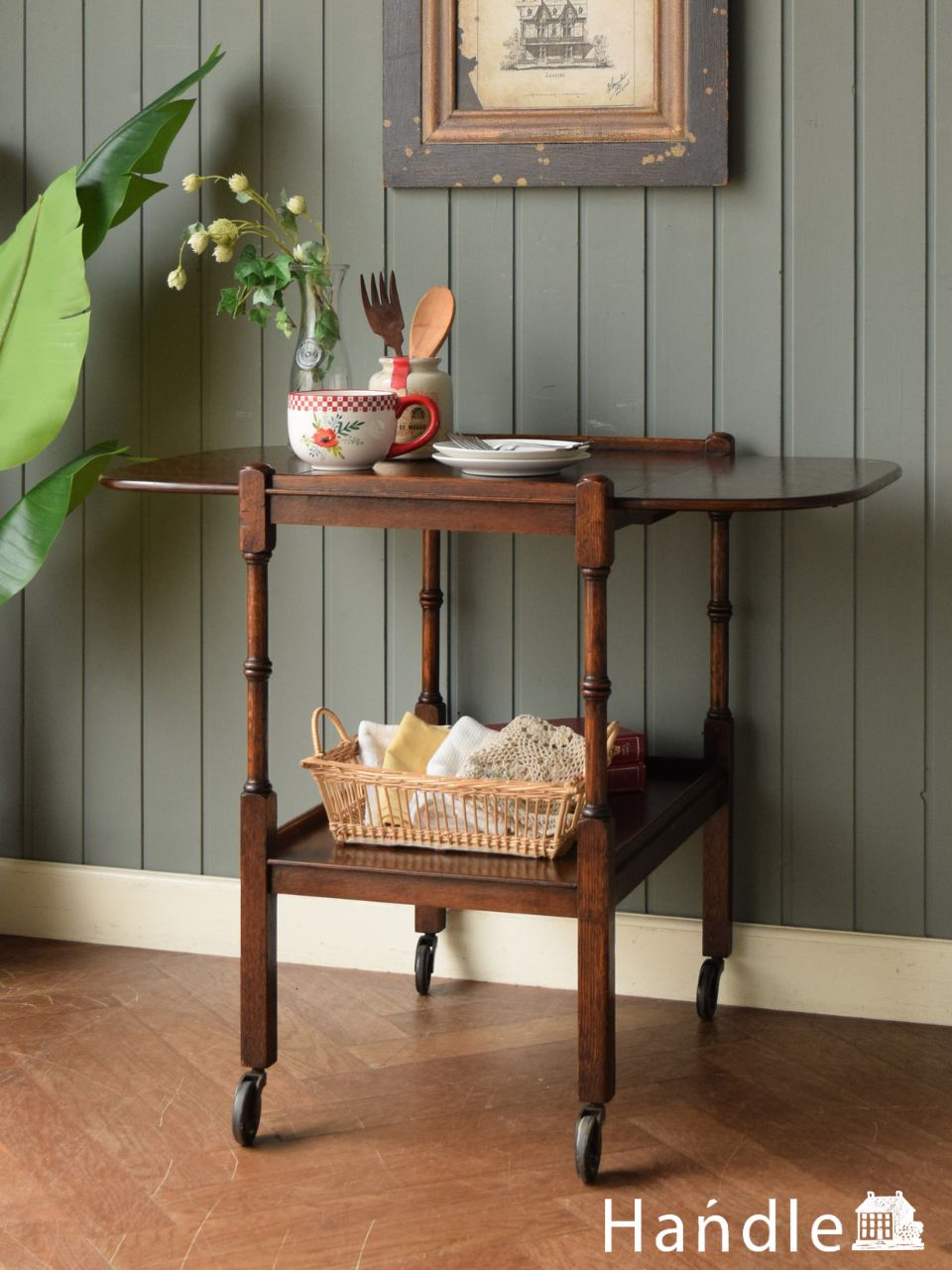 天板が伸び縮みする伸長式のアンティーク、オーク材のおしゃれなワゴン