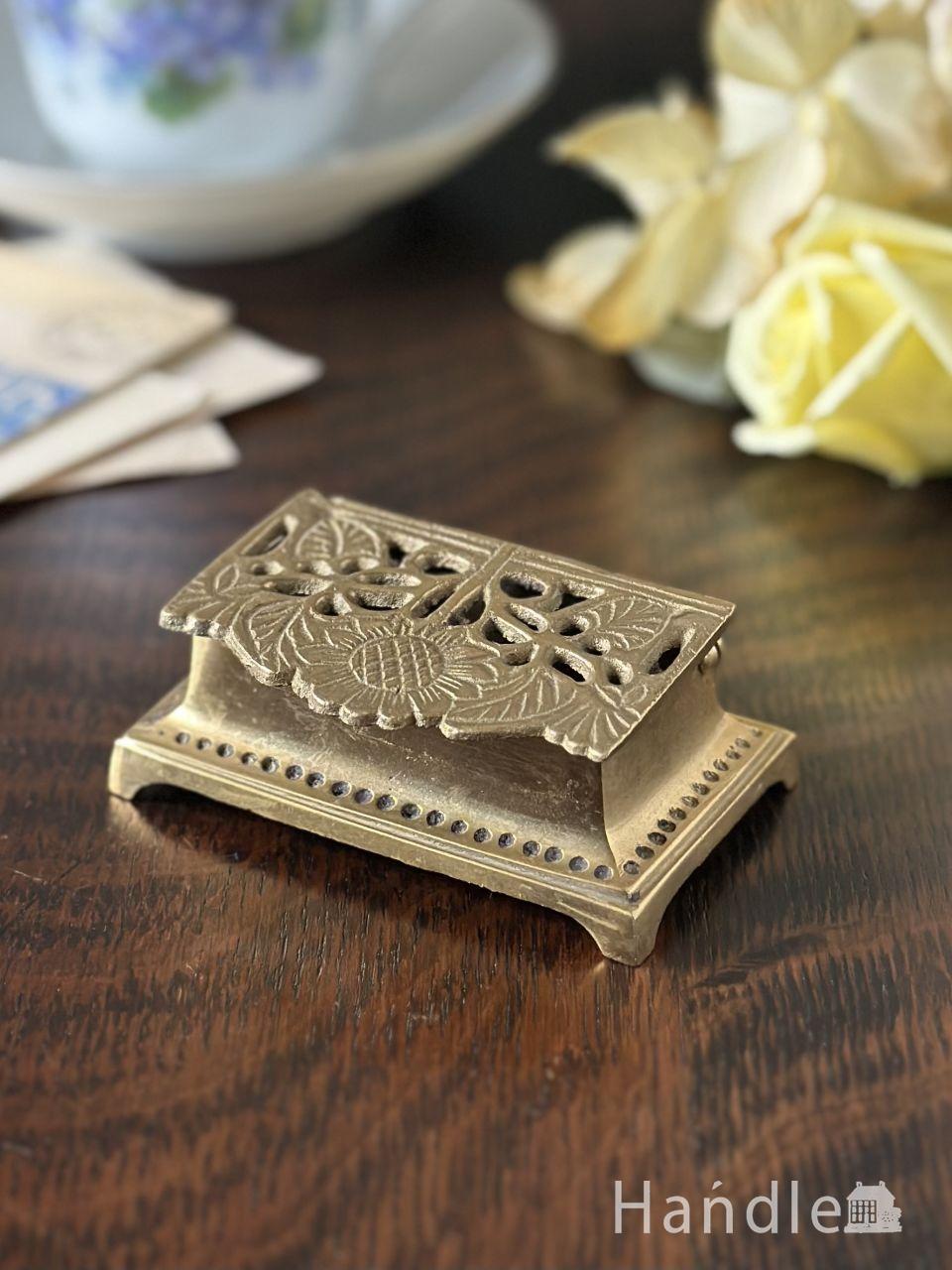 イギリスアンティーク、木製の卓上カレンダー(k-1133-z)｜アンティーク雑貨