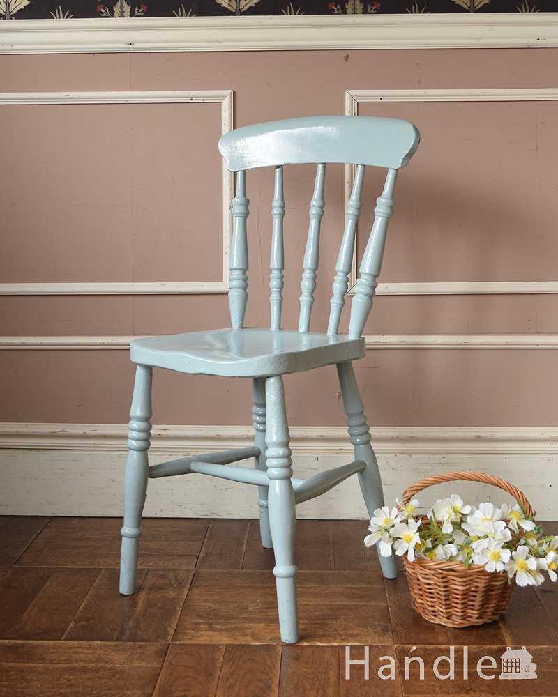 水色のパステルカラーが可愛いキッチンチェア、アンティークの椅子(d