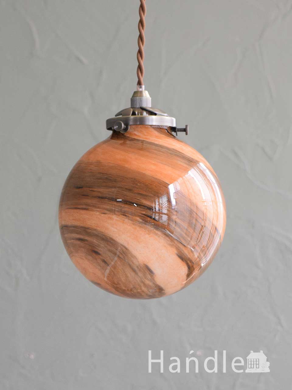 マーブル模様がおしゃれ照明器具、ガラスシェードのペンダントライト