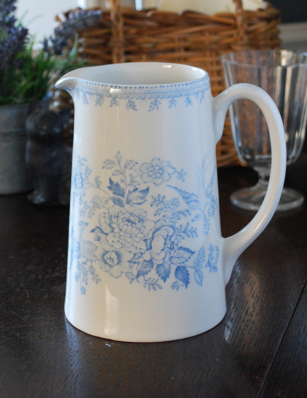 英国バーレイ社の陶磁器、ブルーアジアティックフェザンツのふた付き