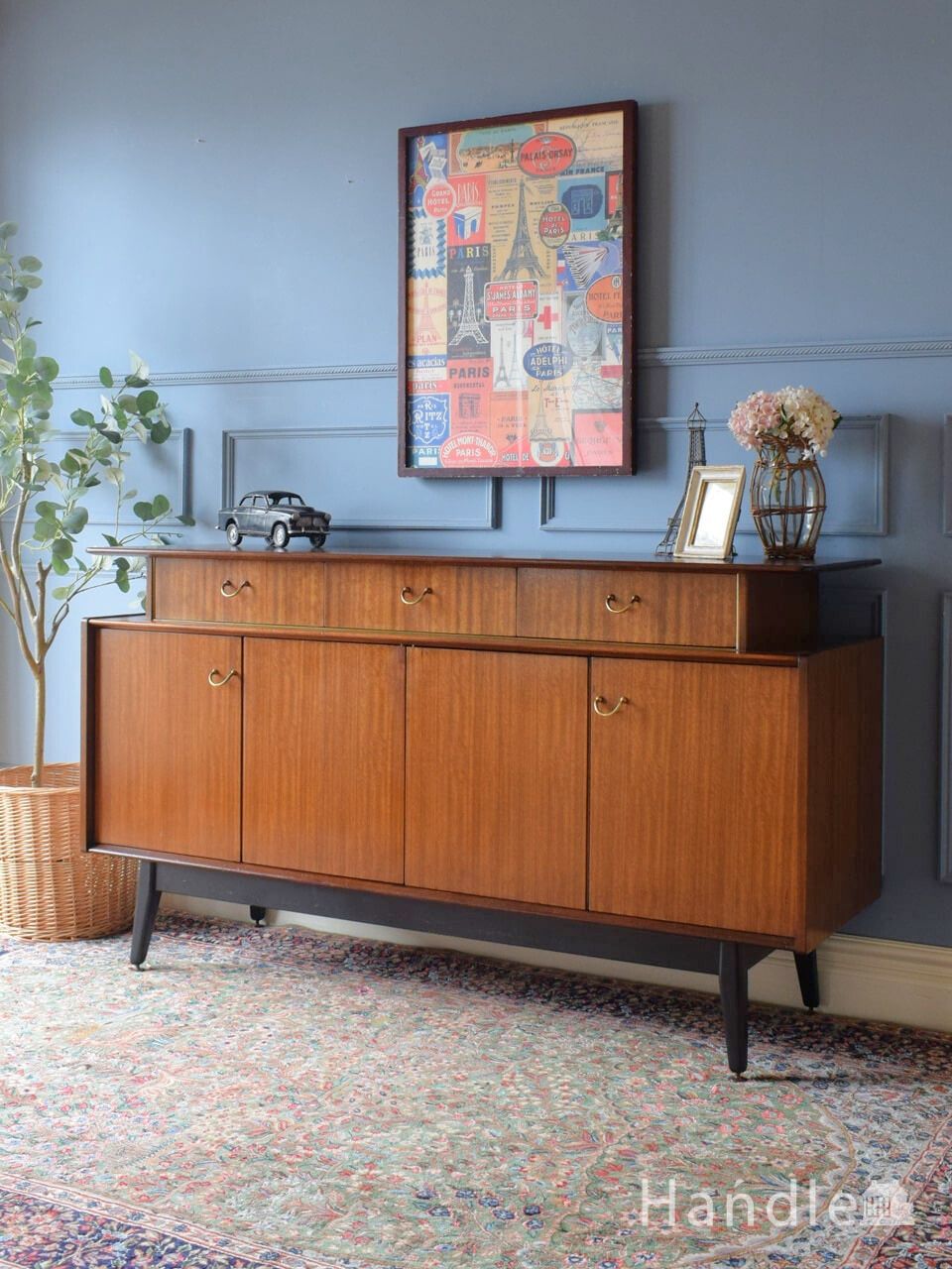 ヴィンテージのおしゃれな北欧キャビネット、ネイサン社（Nathan）の