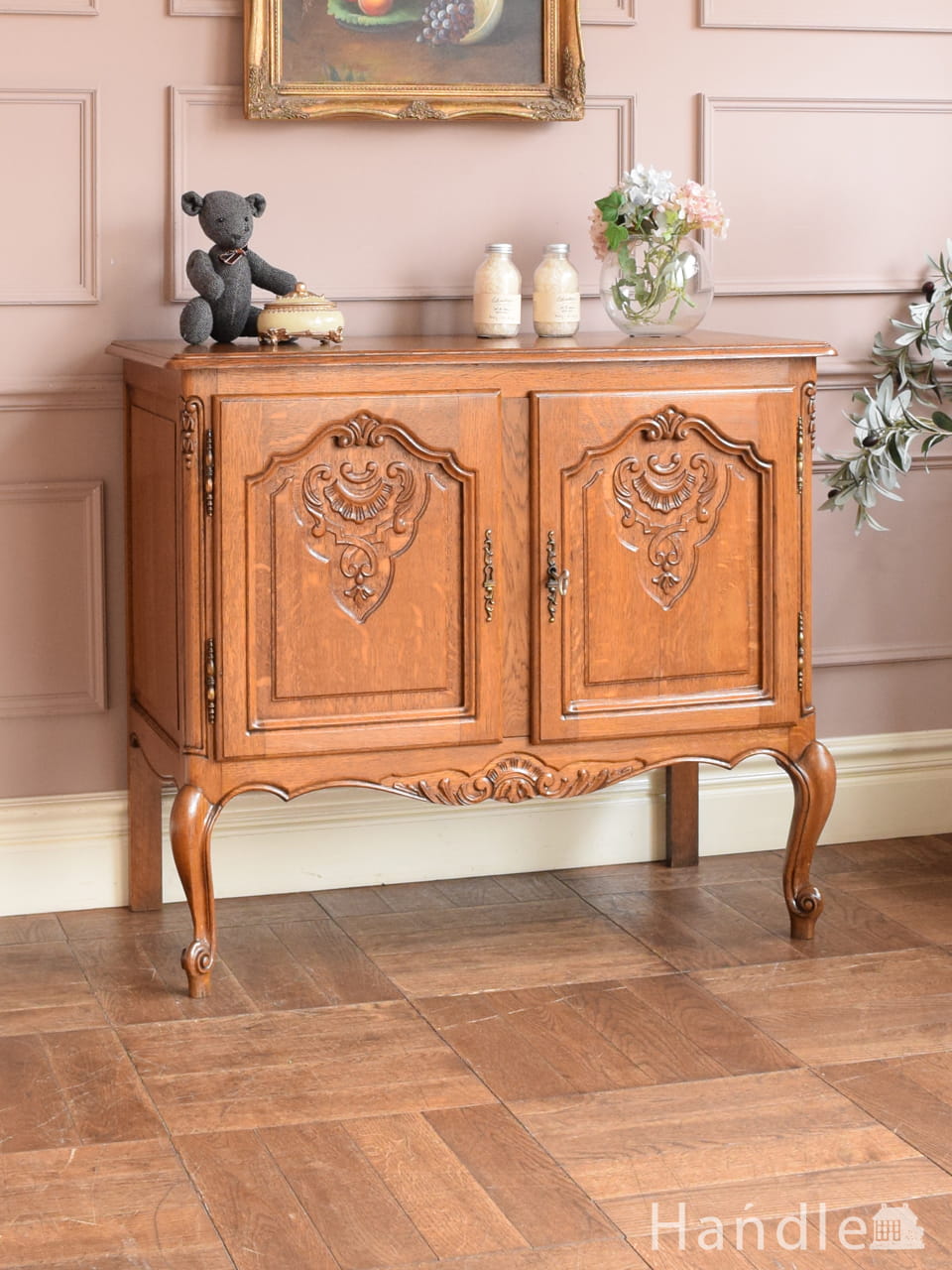 憧れの南仏プロヴァンススタイル、ミラーが付いたゴージャスな