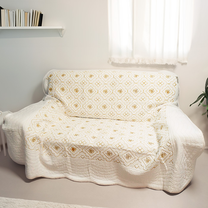 マルチカバー 200×200cm【ホワイトキルト】 花柄 刺繍 キルト カバー