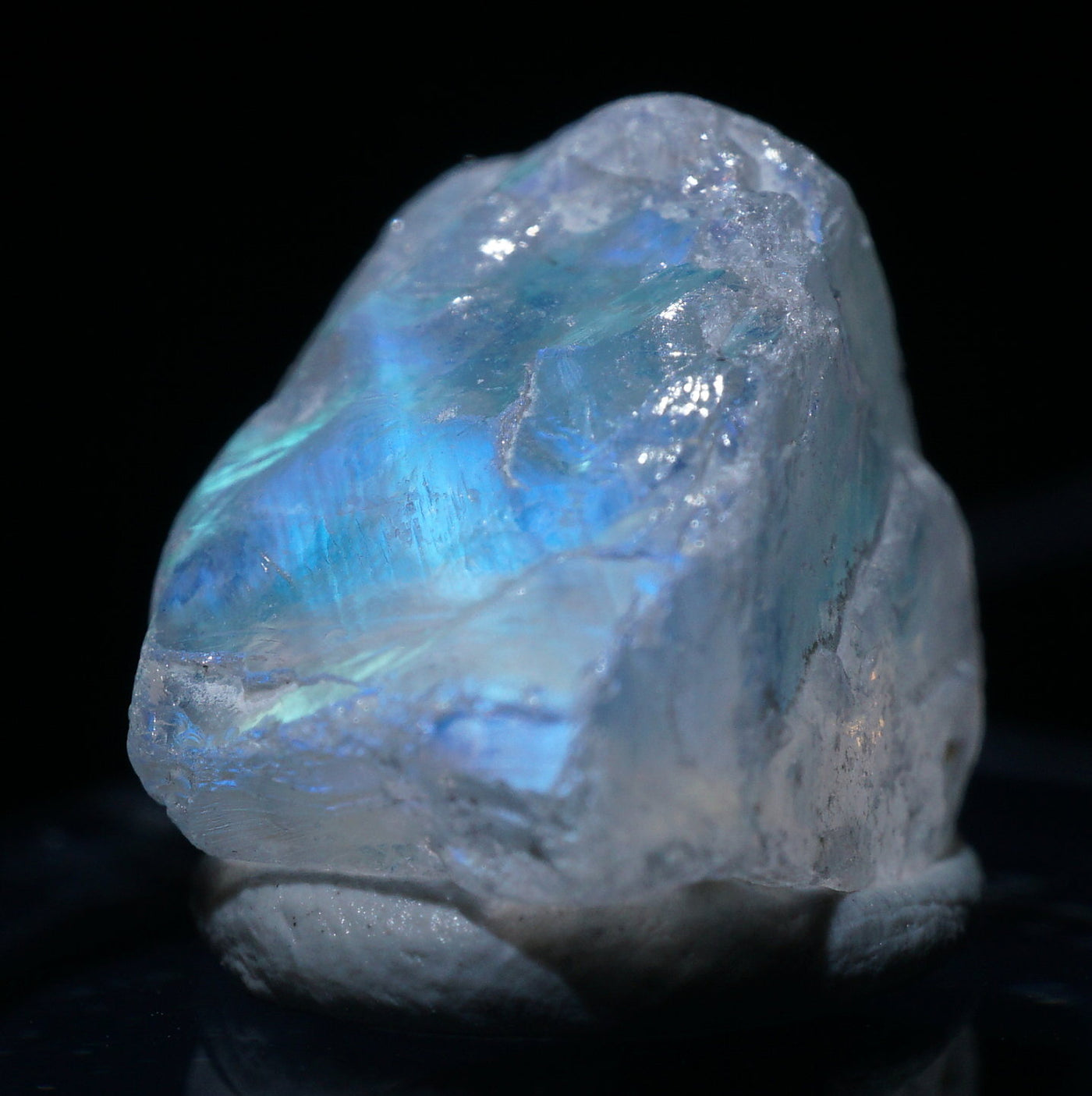 マダガスカル産 レインボームーンストーン|ハッピーギフト – 天然石