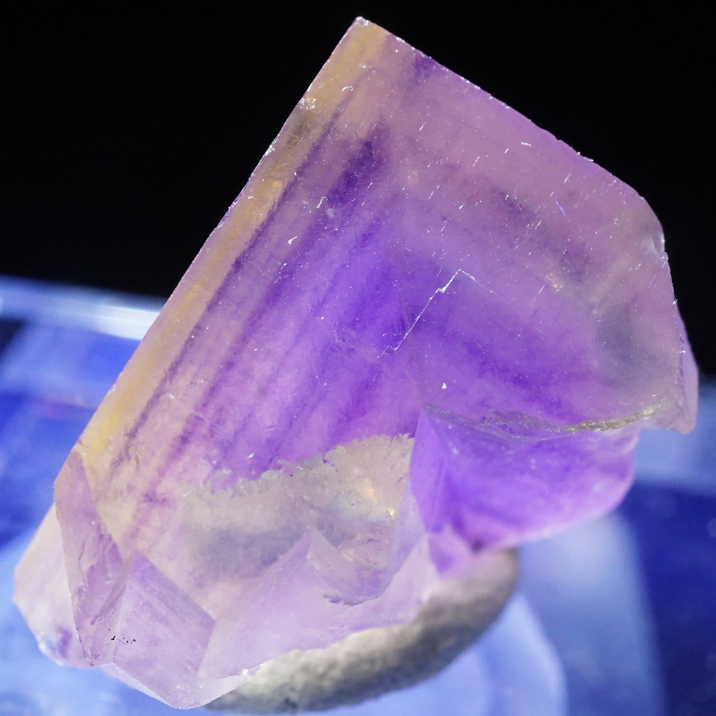 中国 安徽省産 フローライト – 天然石ハッピーギフト