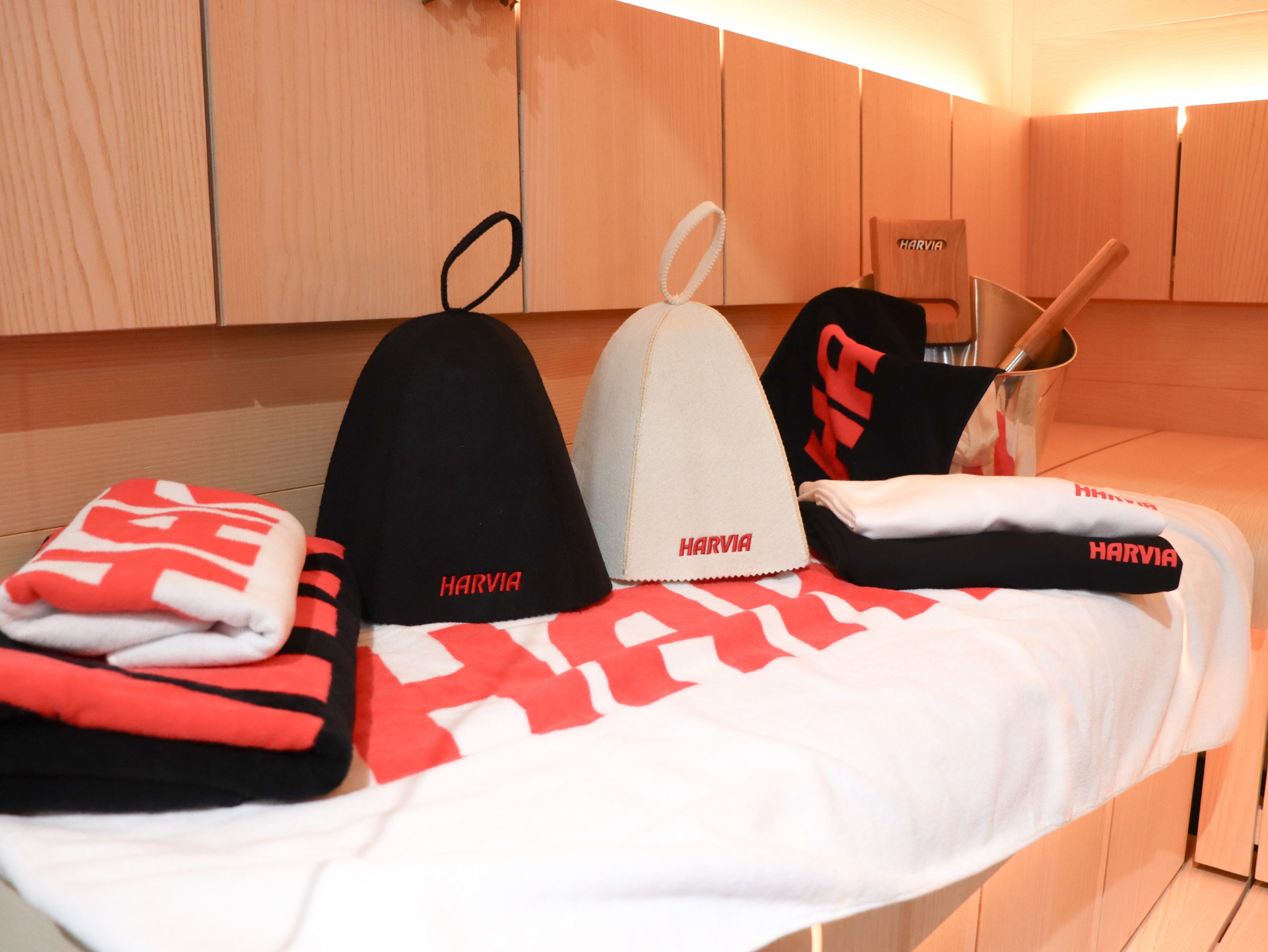 ハルビアロゴ入りバスタオル白 - harvia