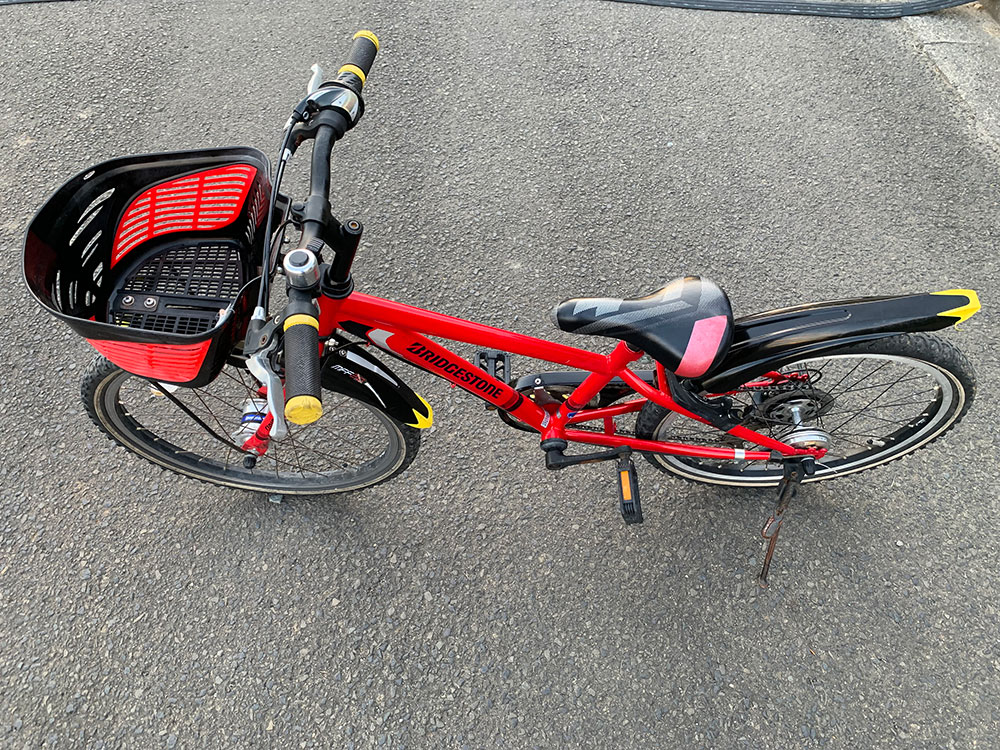 引取り希望】自転車 子供用 24インチ 室内保管 赤 仙台市 自転車 子供用