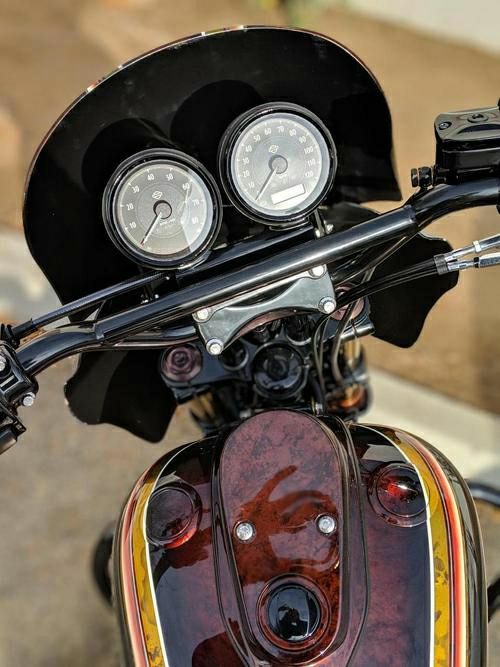 000000084170-01.jpg?size=m&w=