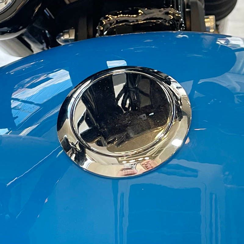 ソフテイル2018以降（M8）用フューエルキャップ（ポップアップ