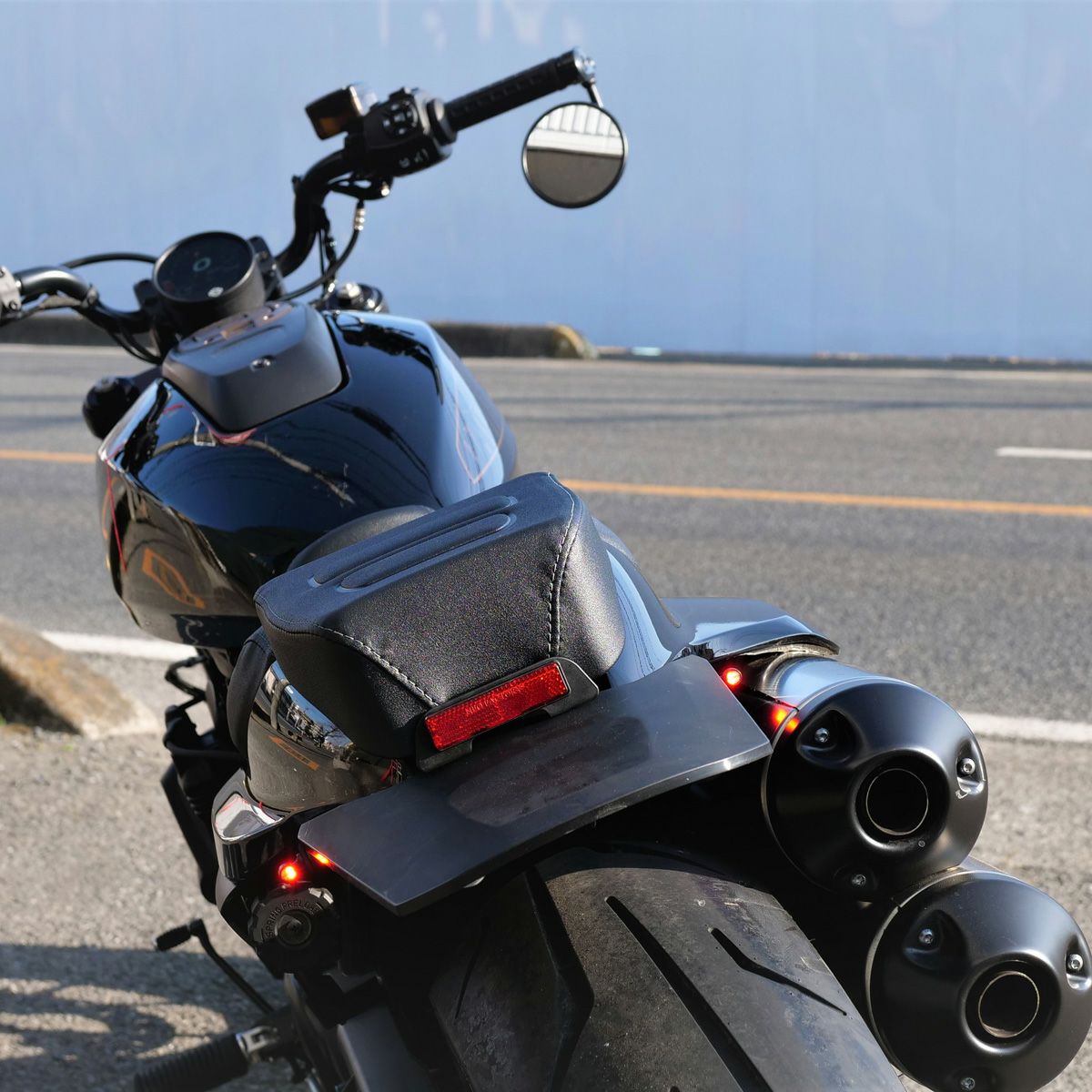 スポーツスターS(RH1250S) ウインカー｜ハーレーカスタムパーツ専門店