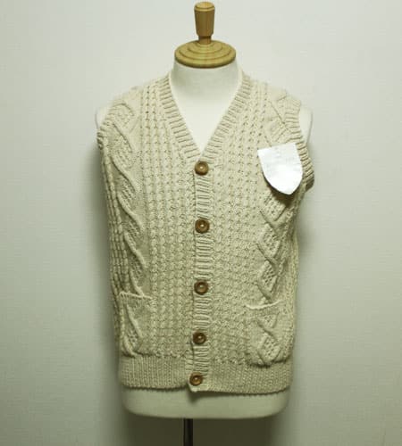 新品] スコットランド製 インバーアラン アランベスト ： jk-423