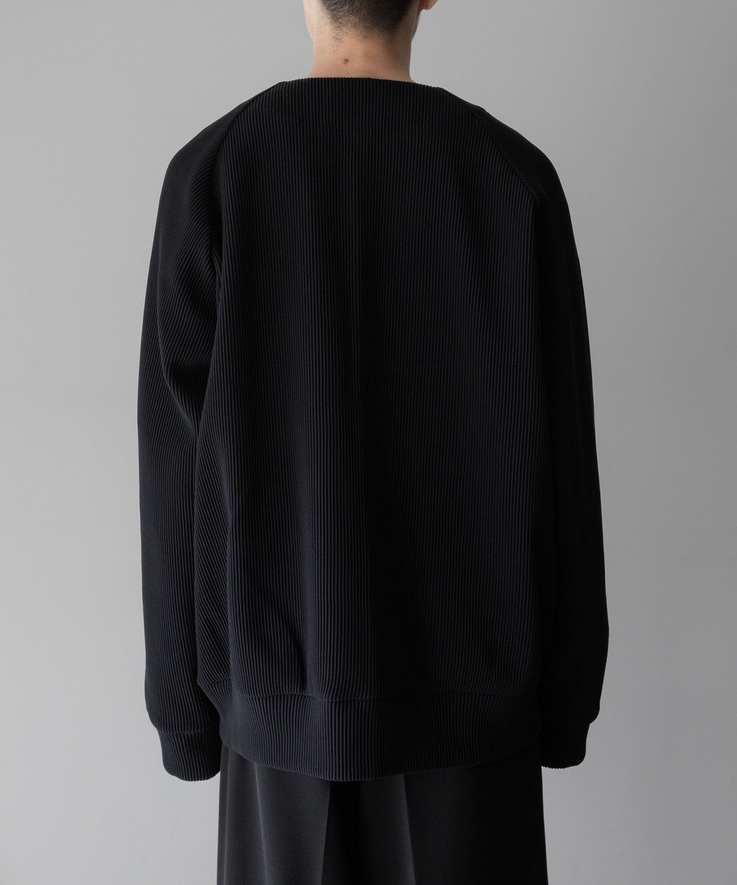 stein / シュタイン】GRADATION PLEATS CARDIGAN - BLACK | 公式通販