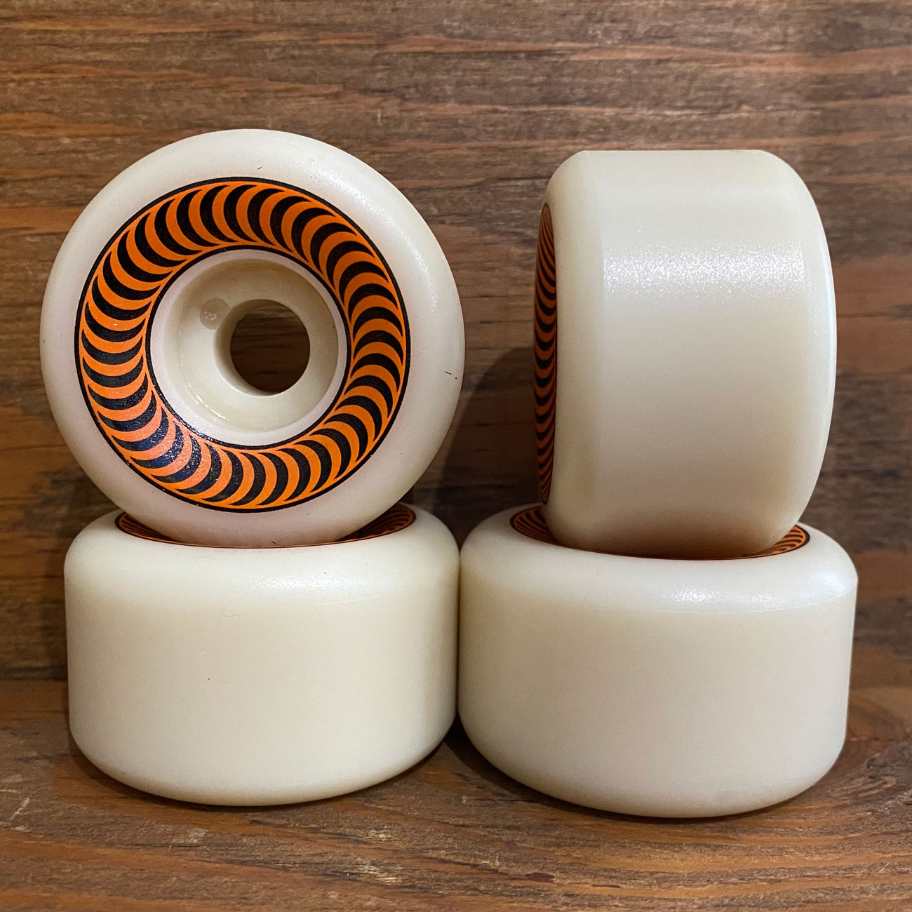 スクエア】SPITFIRE F4 CONICAL FULL 99A 53mm | 東京のスケートボード