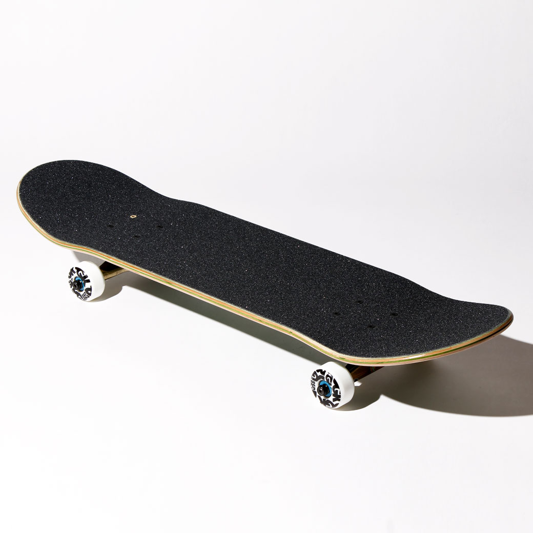 スケボー初心者におすすめのコンプリートデッキ DGK 7.75インチ