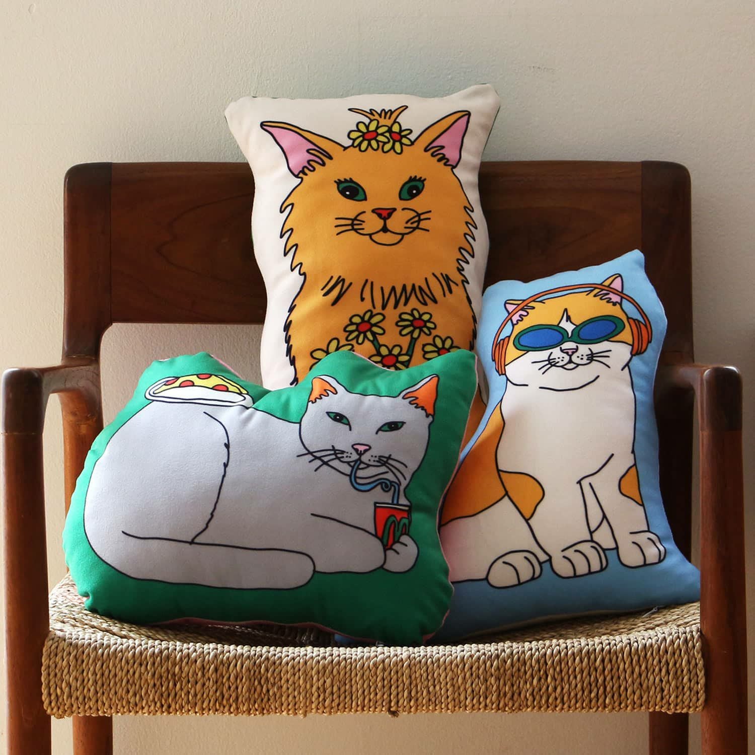 MIDORI KOMATSU Plays with DETAIL INC | The Enjoy C&D Club Cushion