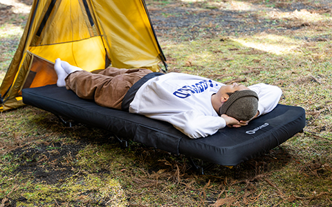 30秒で撤収、設営完了！厚さ10cm！全自動キャンプマット | HILLS FIELD